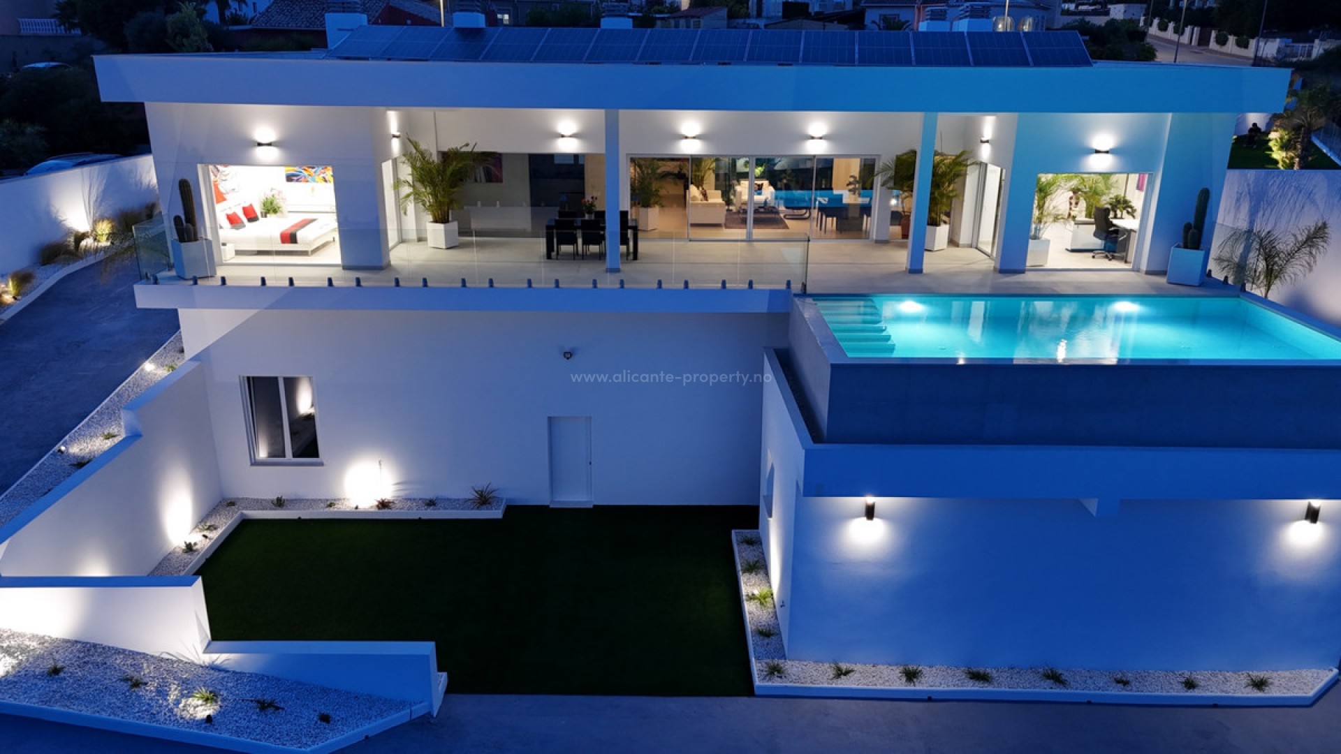 Villa in La Marina