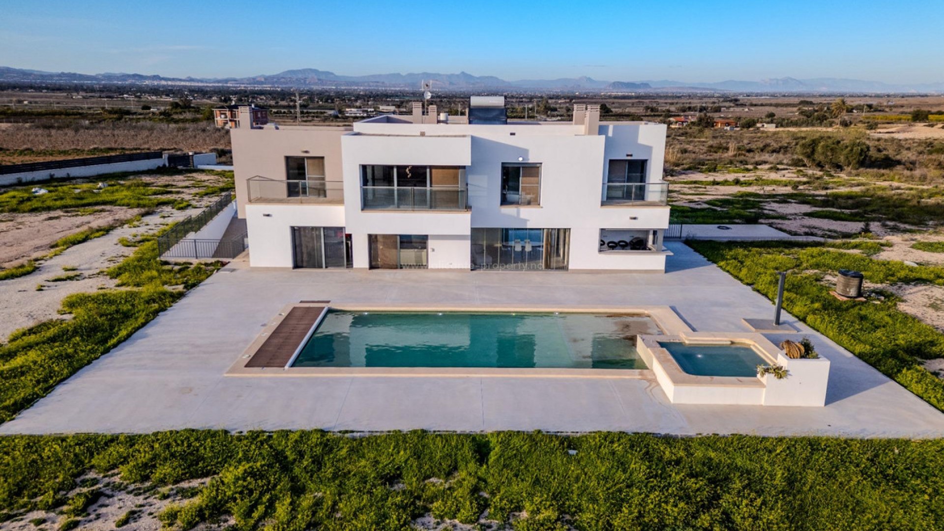 Villa in La Marina