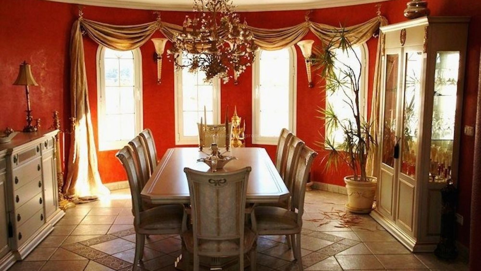 Villa in La Nucia Centro