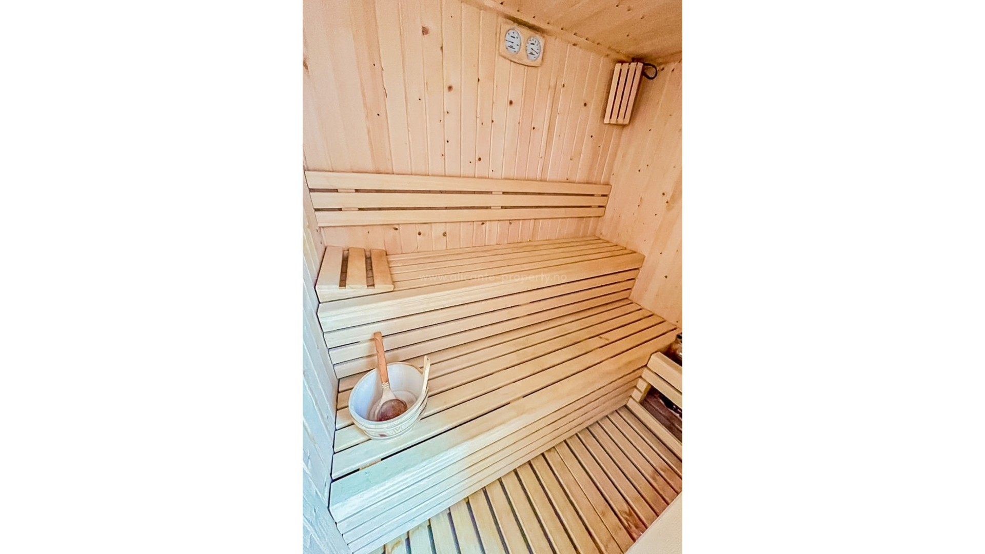 Villa in La Nucia Centro