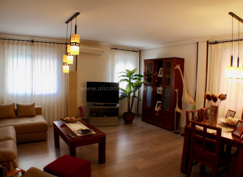 Villa in La Nucia Centro