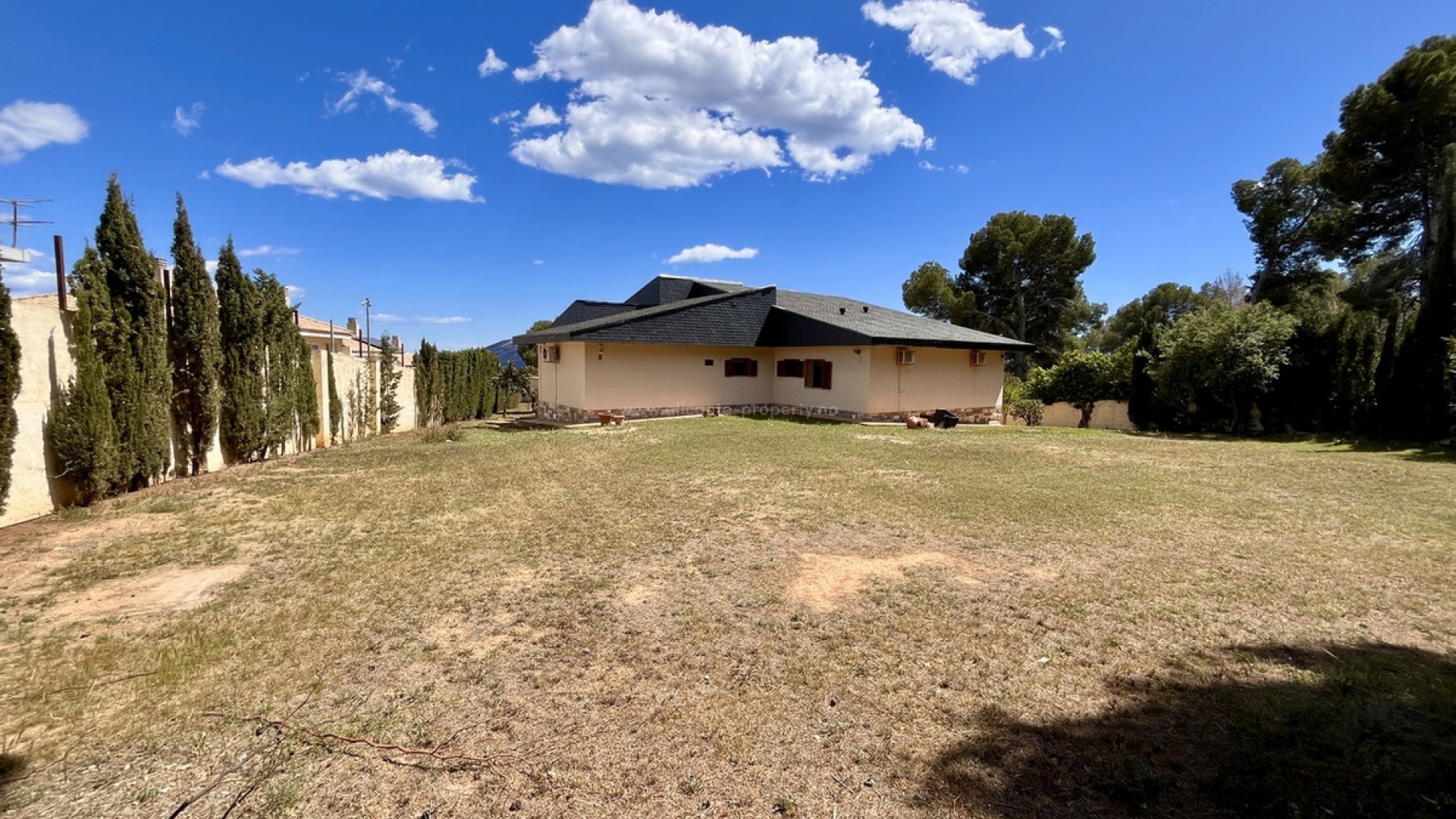 Villa in La Nucía