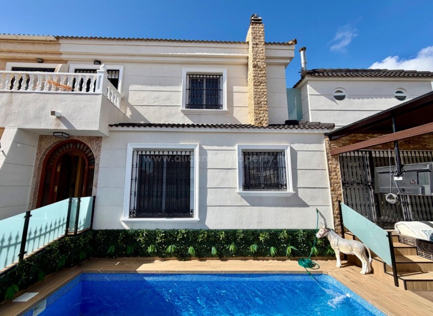 Villa in La Zenia