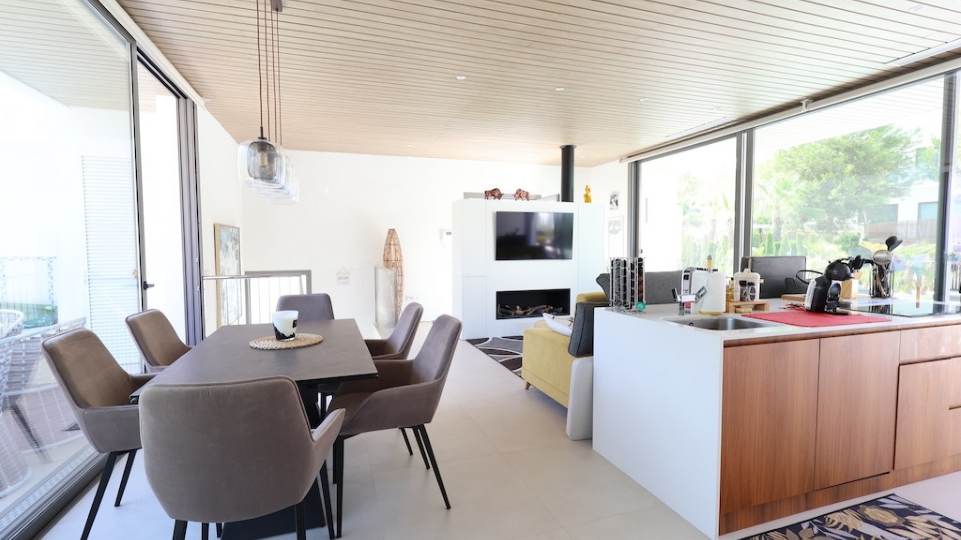 Villa in Las Colinas Golf Resort