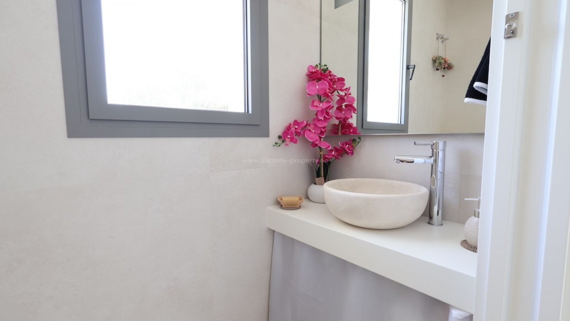 Villa in Las Colinas Golf Resort