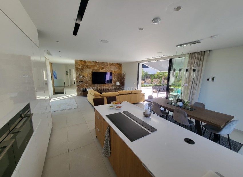 Villa in Las Colinas Golf Resort