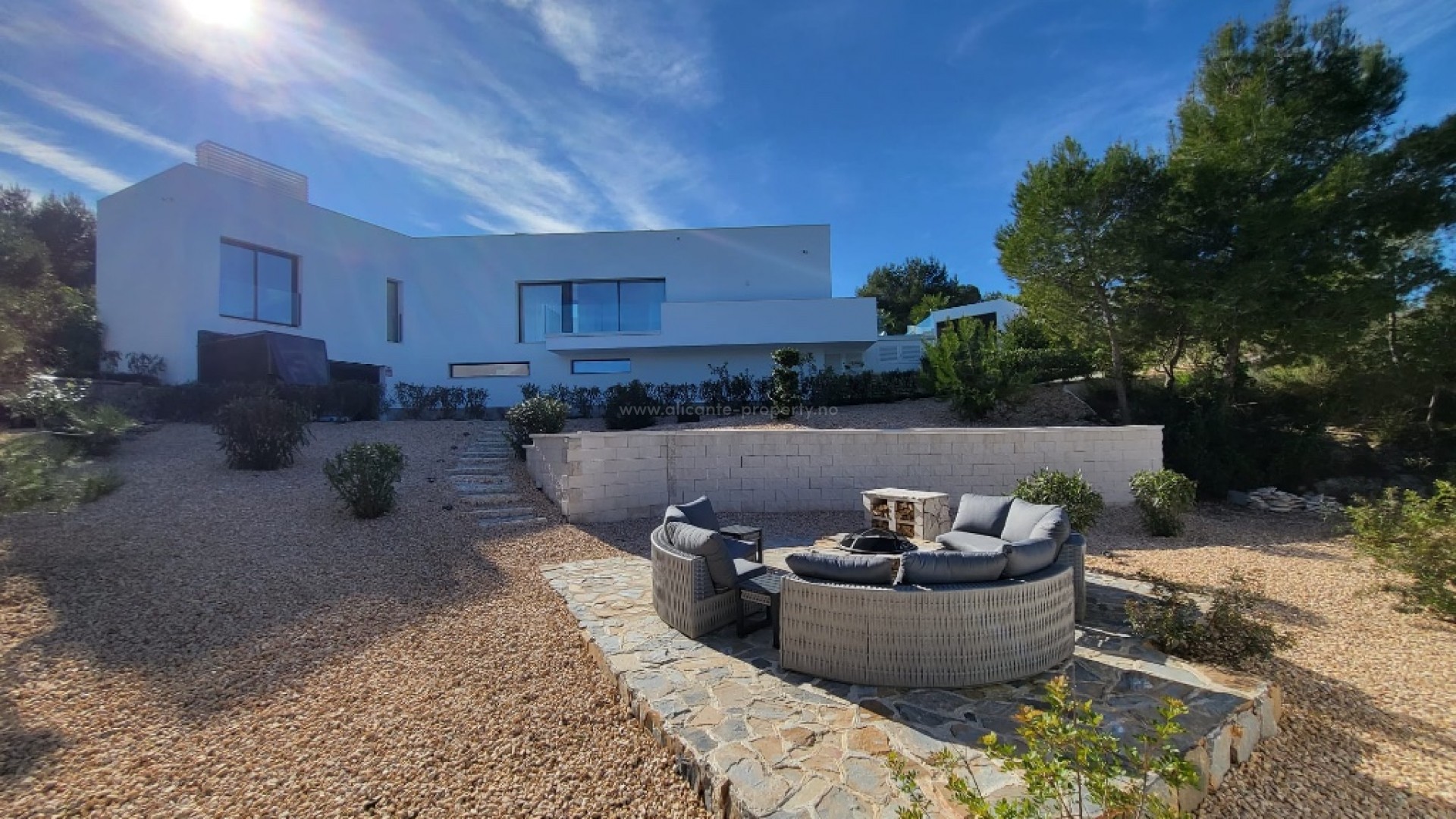 Villa in Las Colinas Golf Resort