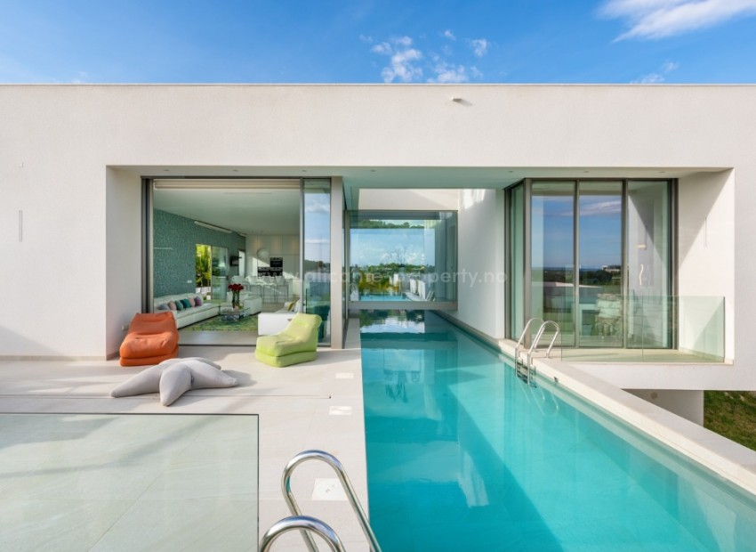 Villa in Las Colinas Golf Resort