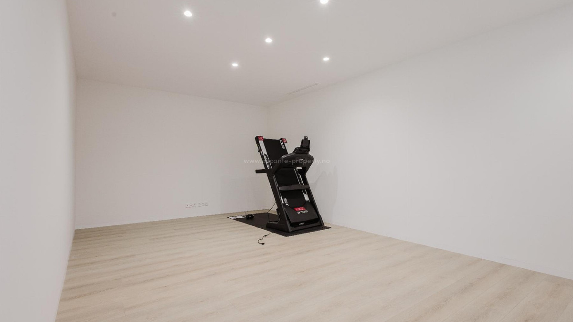 Villa in Las Colinas Golf Resort