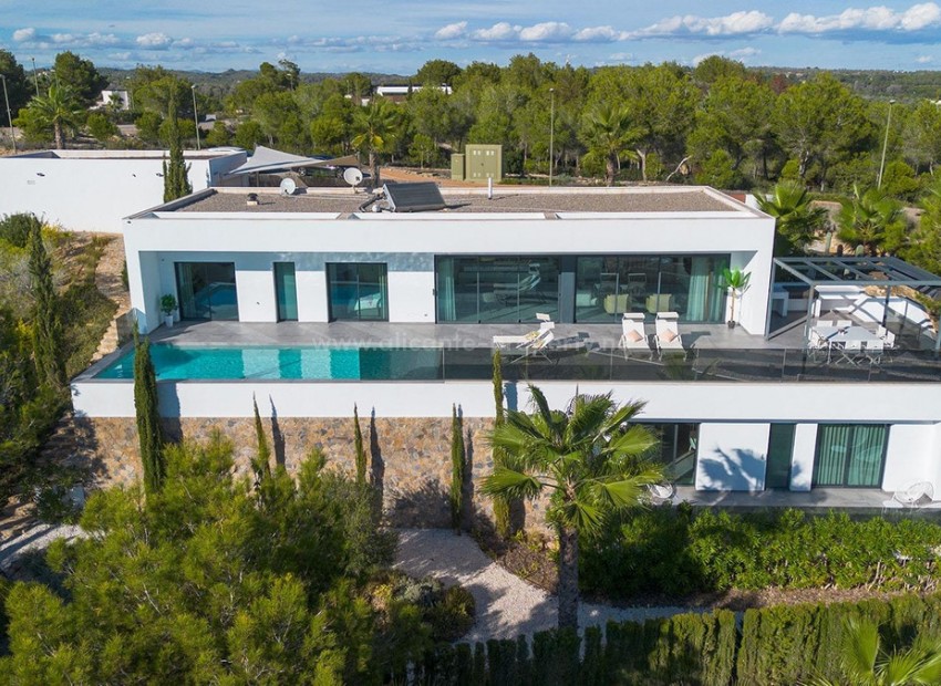 Villa in Las Colinas Golf Resort