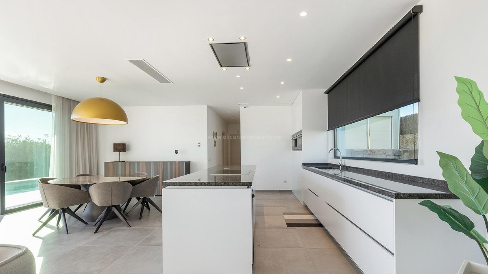 Villa in Las Colinas Golf Resort