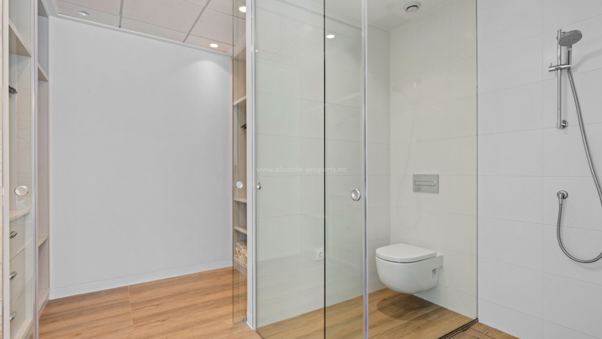 Villa in Las Colinas Golf Resort