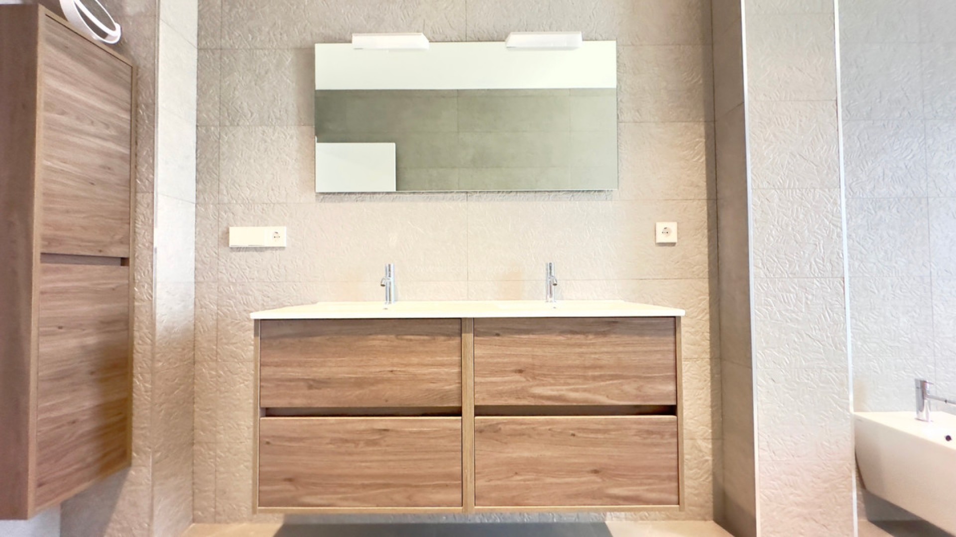 Villa in Las Colinas Golf Resort