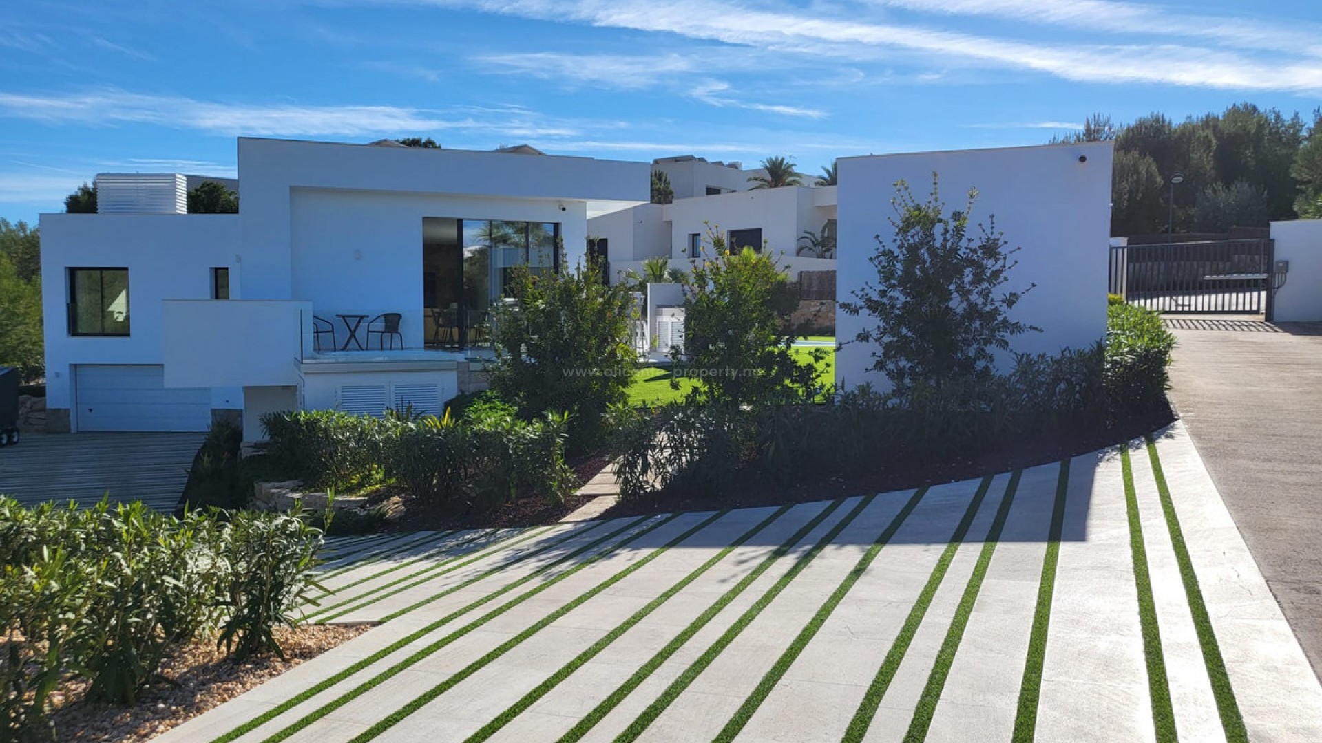 Villa in Las Colinas Golf Resort