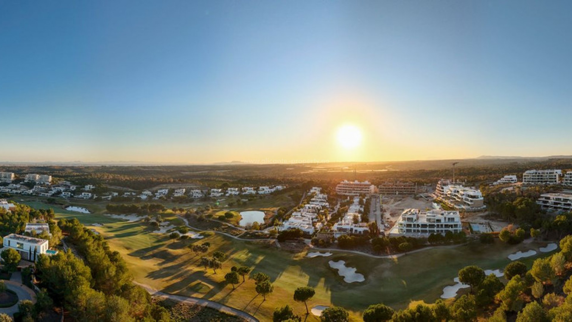 Villa in Las Colinas Golf Resort