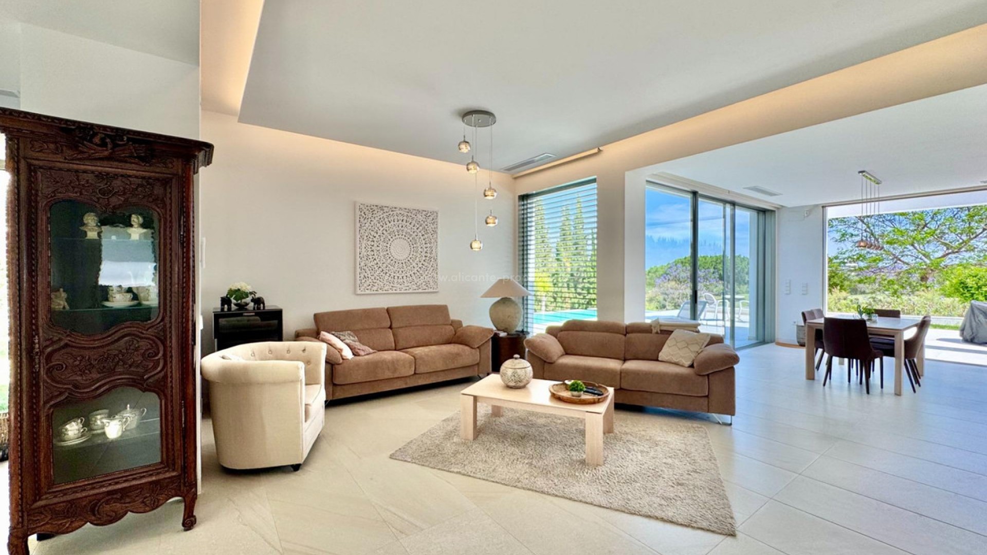 Villa in Las Colinas Golf Resort