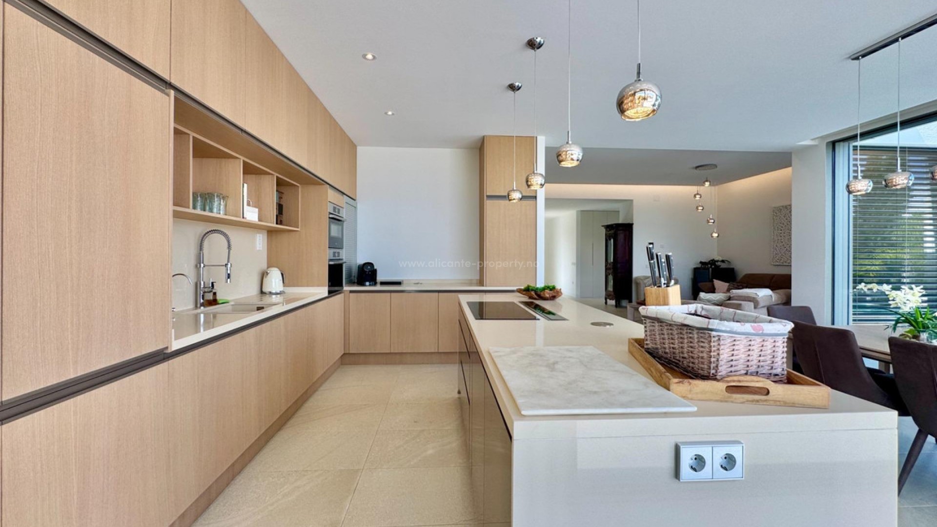 Villa in Las Colinas Golf Resort