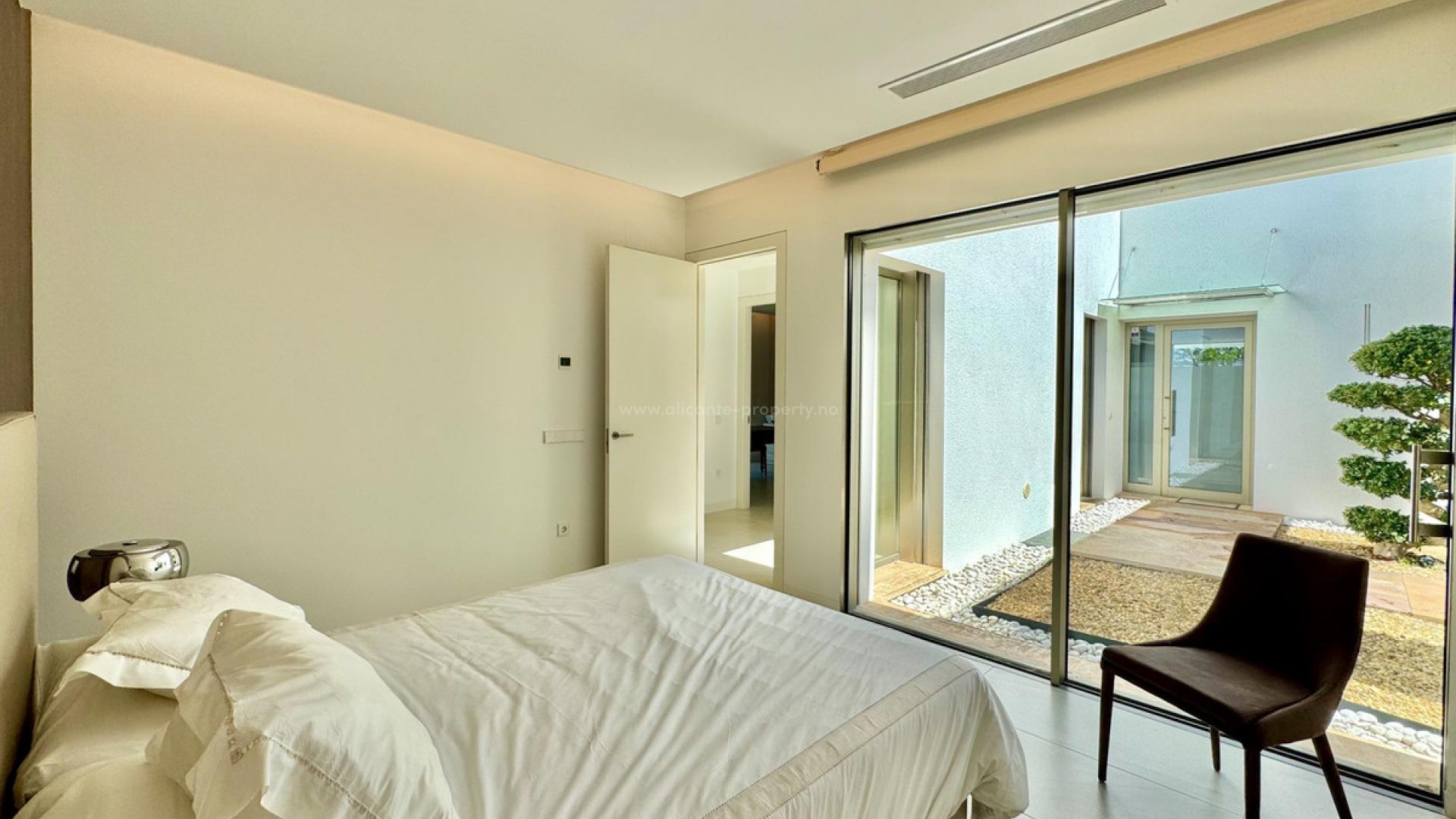 Villa in Las Colinas Golf Resort