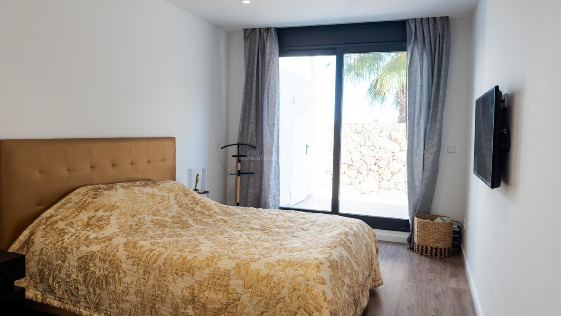 Villa in Las Colinas Golf Resort