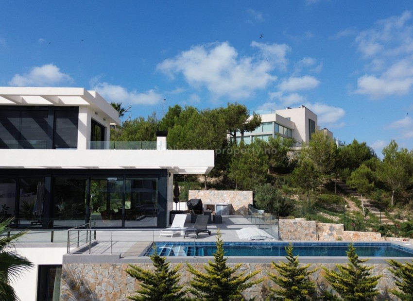 Villa in Las Colinas Golf Resort