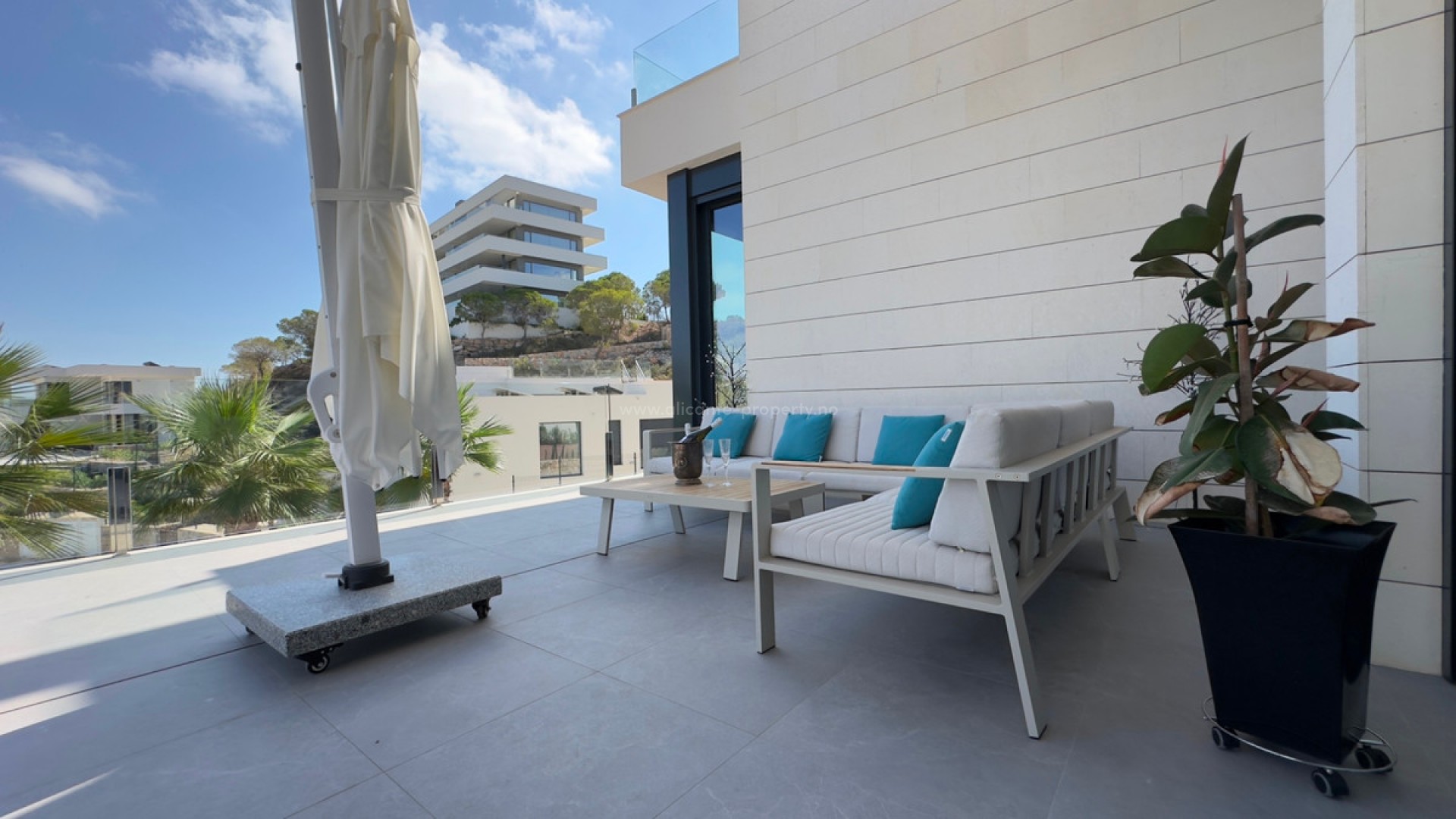 Villa in Las Colinas Golf Resort