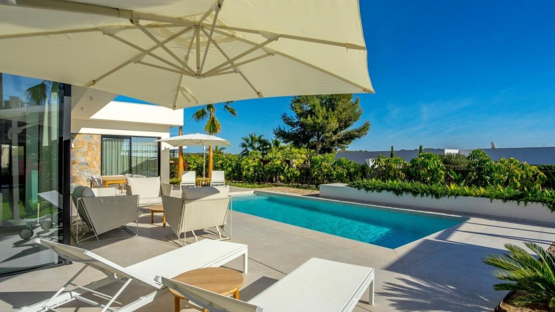 Villa in Las Colinas Golf Resort