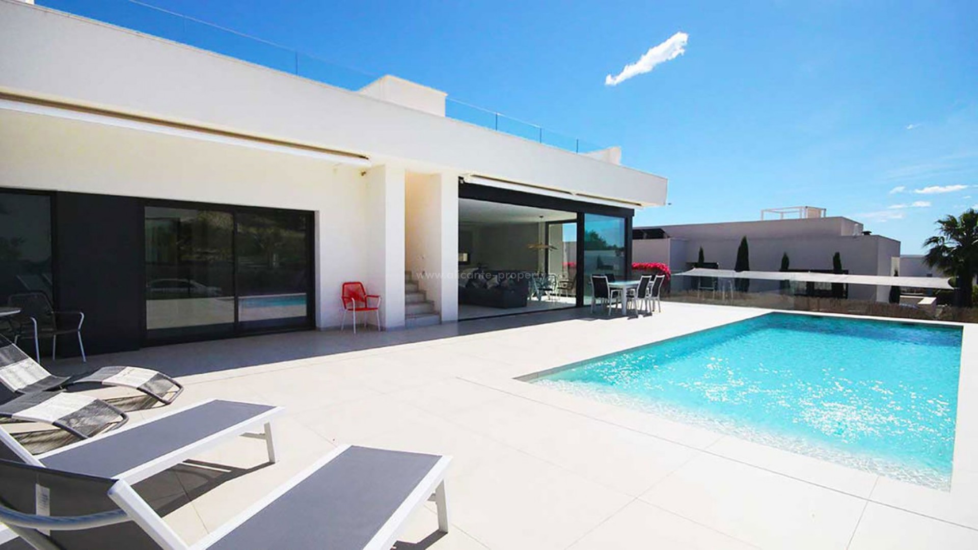 Villa in Las Colinas Golf Resort