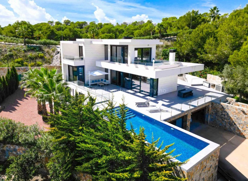 Villa in Las Colinas Golf Resort