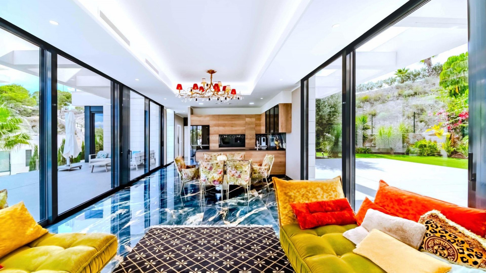 Villa in Las Colinas Golf Resort