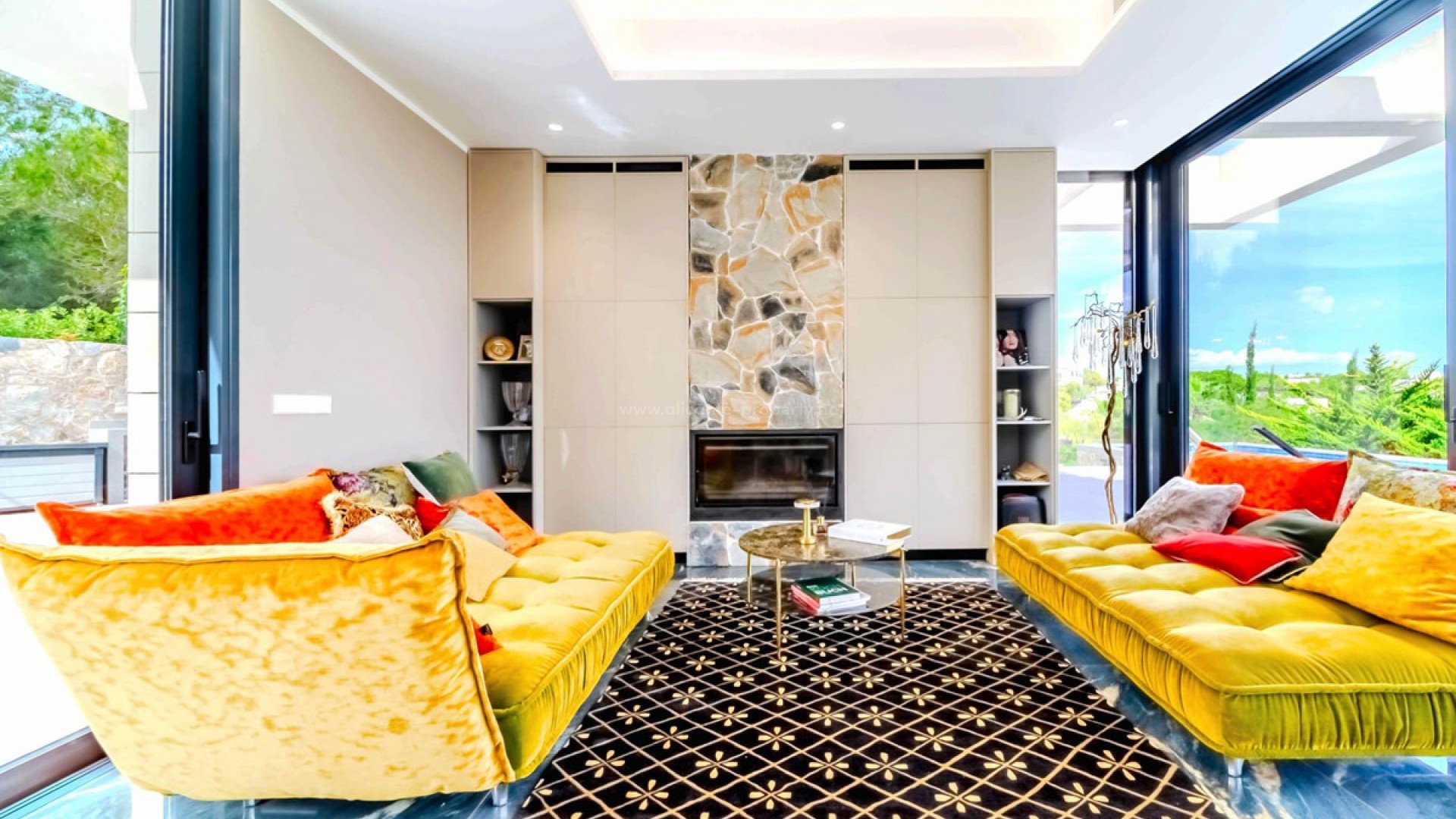 Villa in Las Colinas Golf Resort