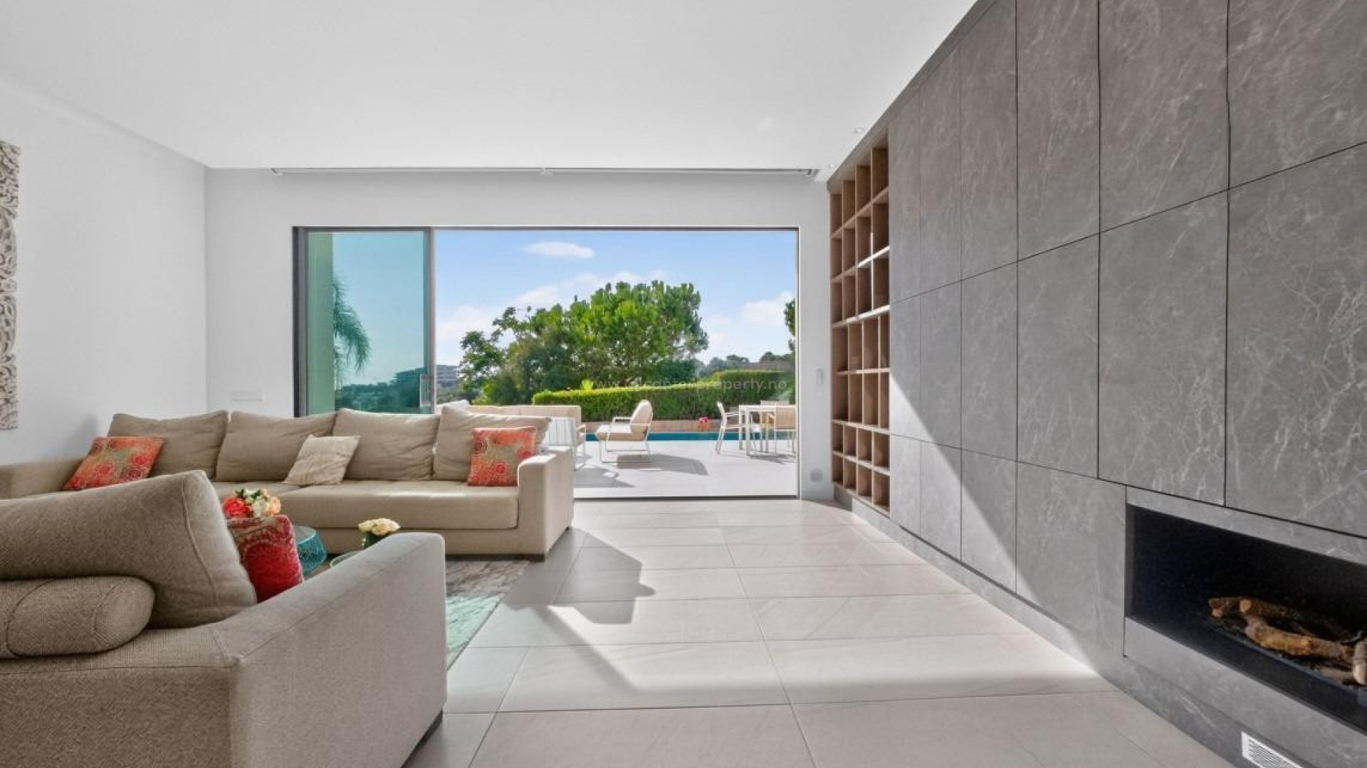 Villa in Las Colinas Golf Resort