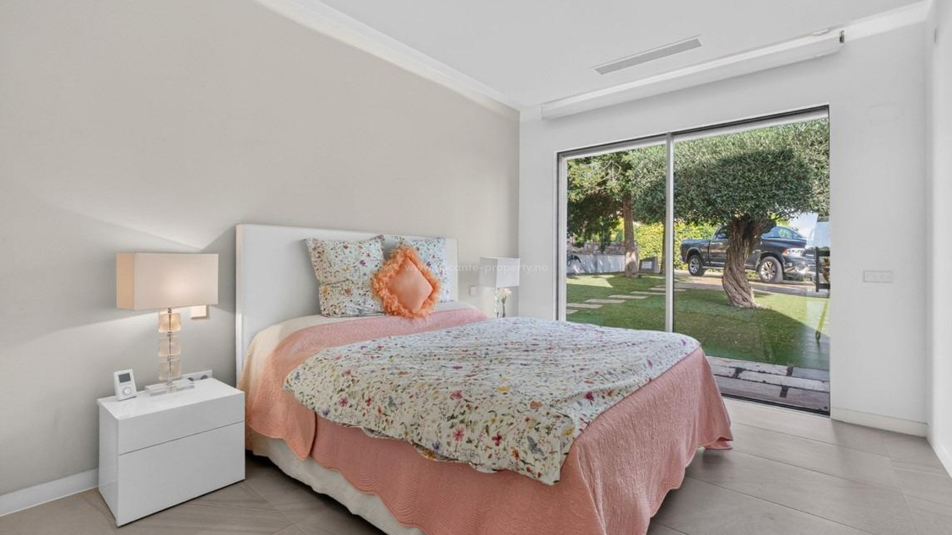 Villa in Las Colinas Golf Resort