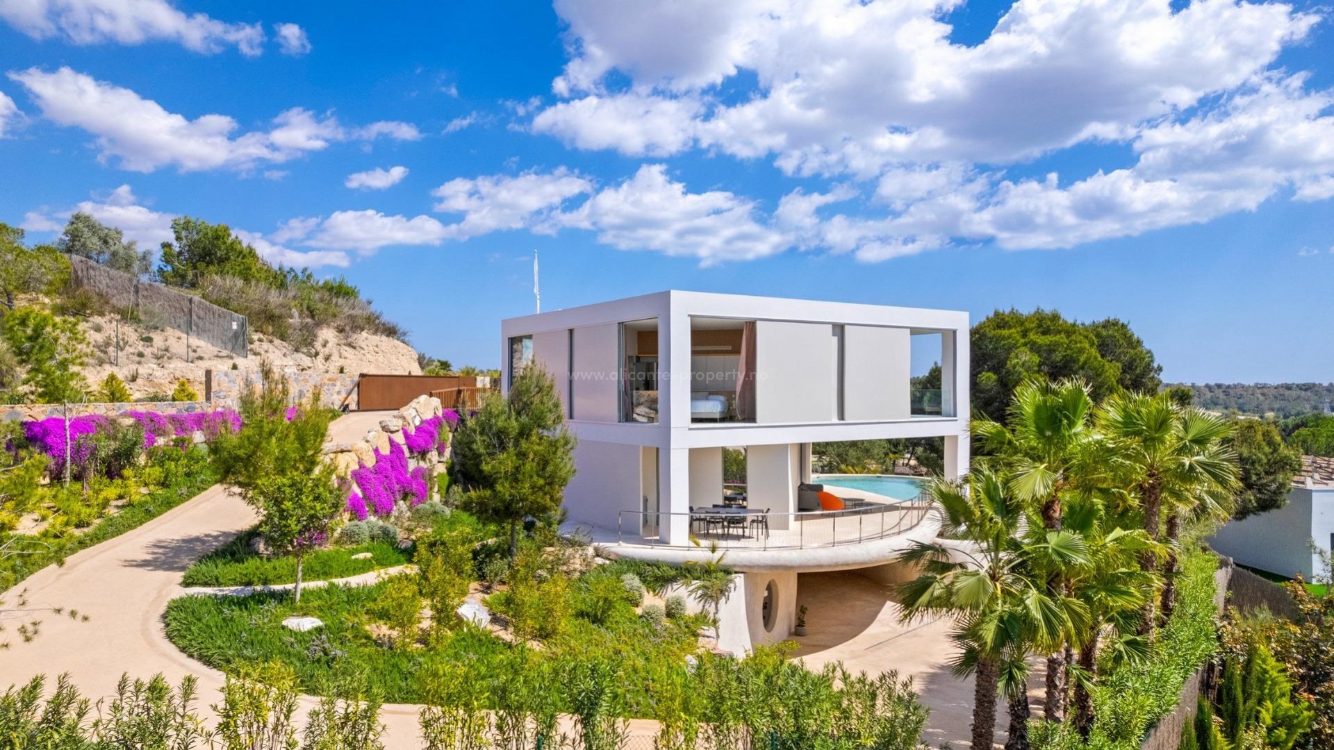 Villa in Las Colinas