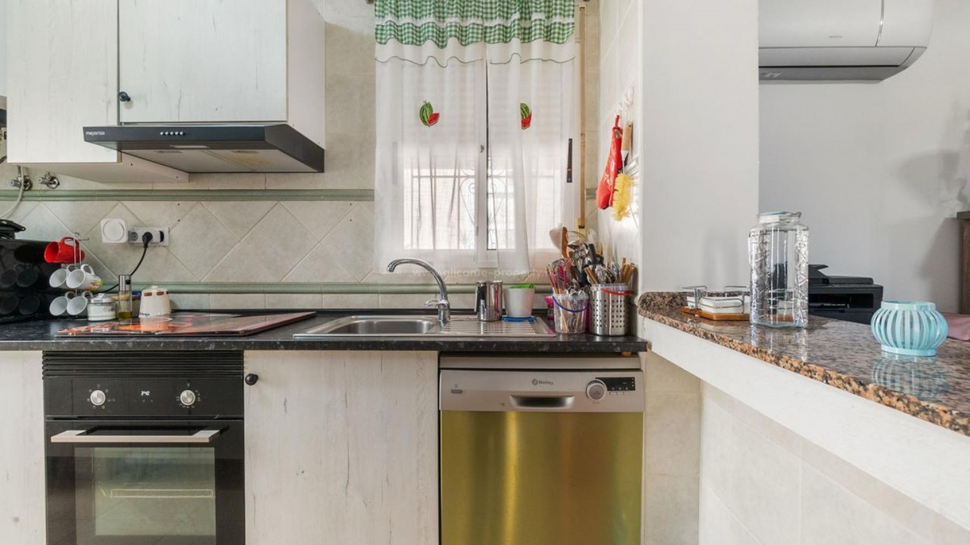 Villa in Las Filipinas