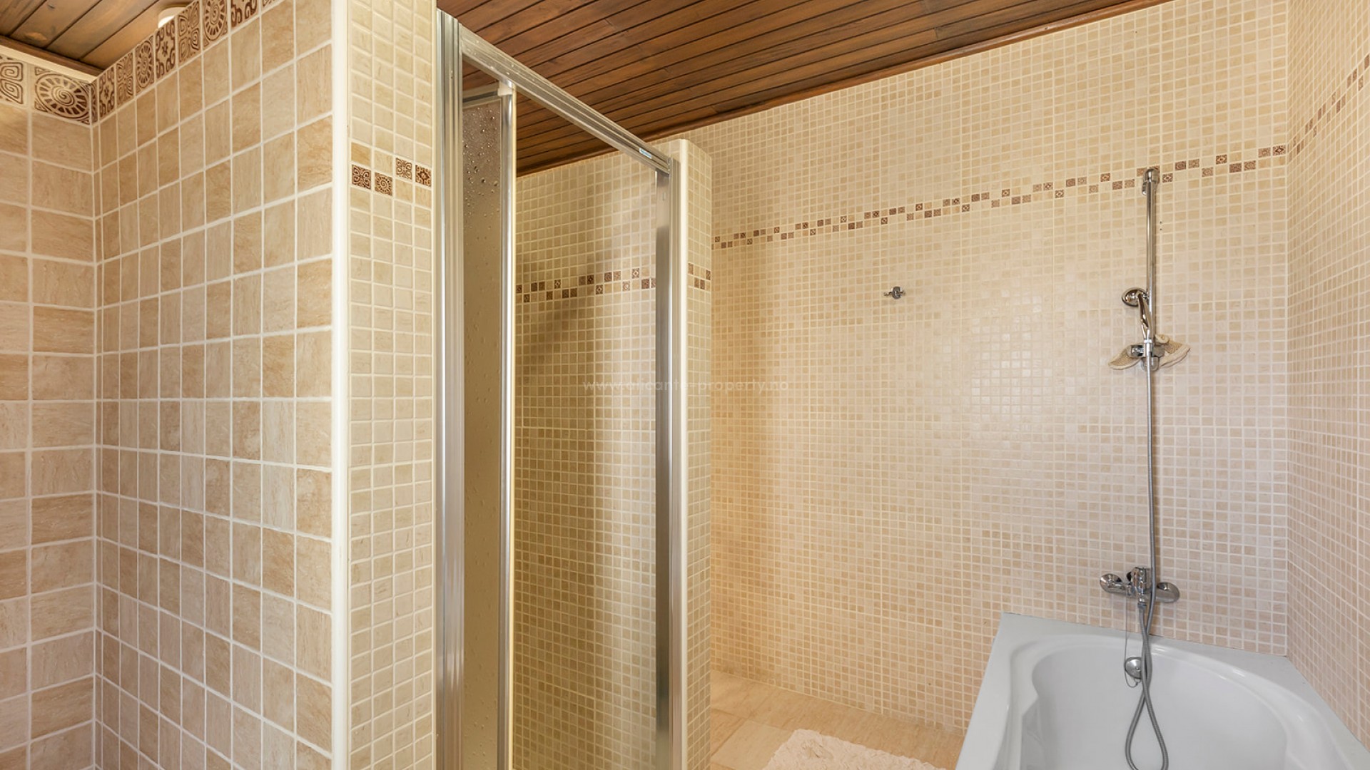 Villa in Las Filipinas