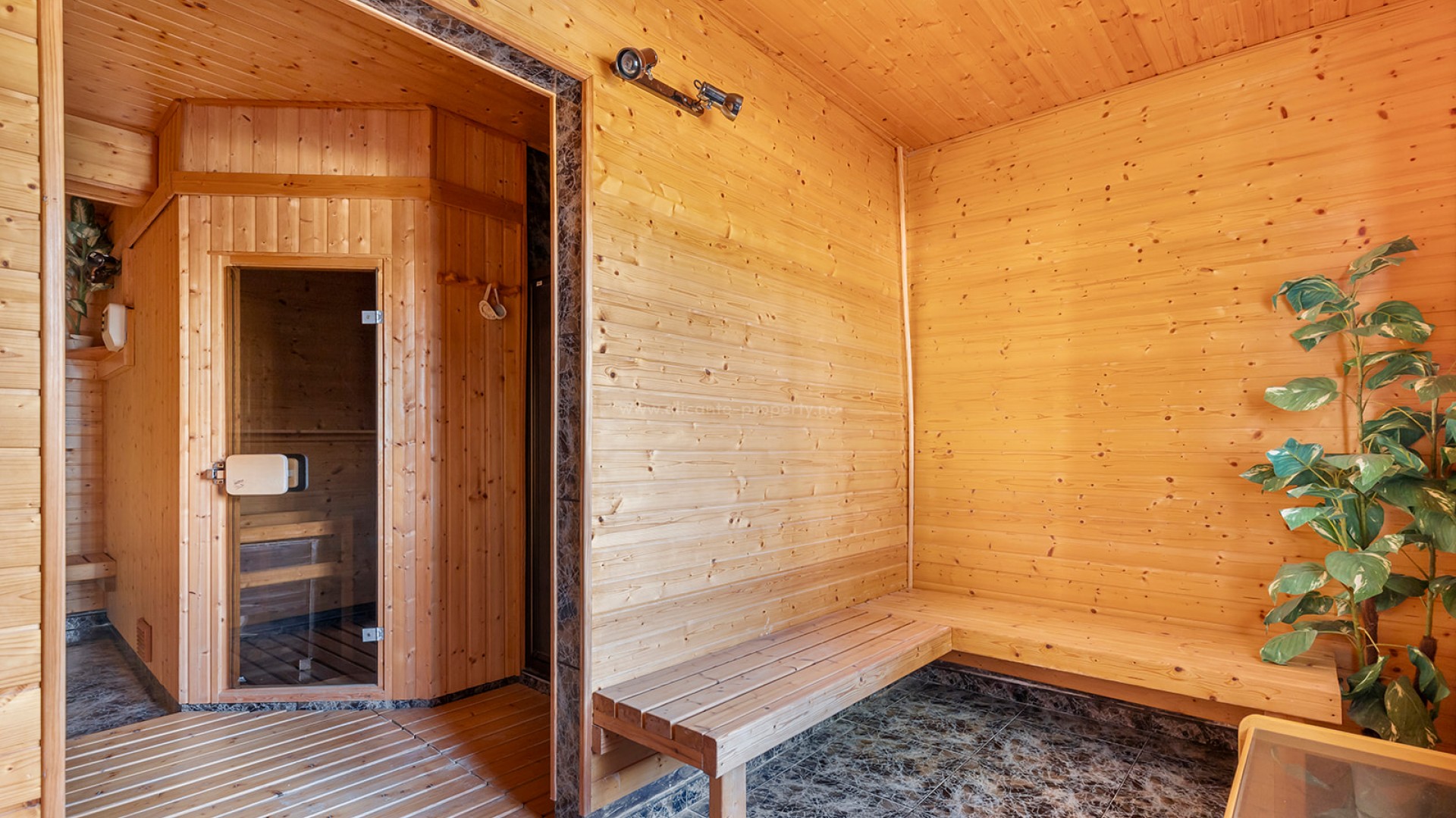 Villa in Las Filipinas