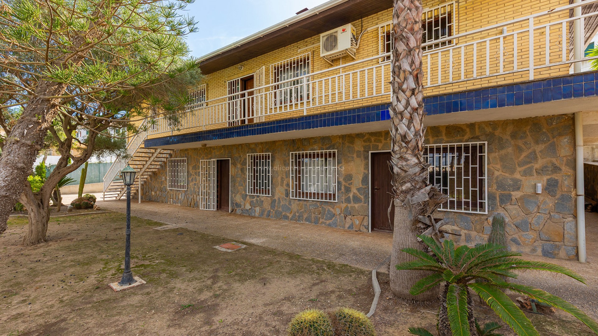 Villa in Las Filipinas