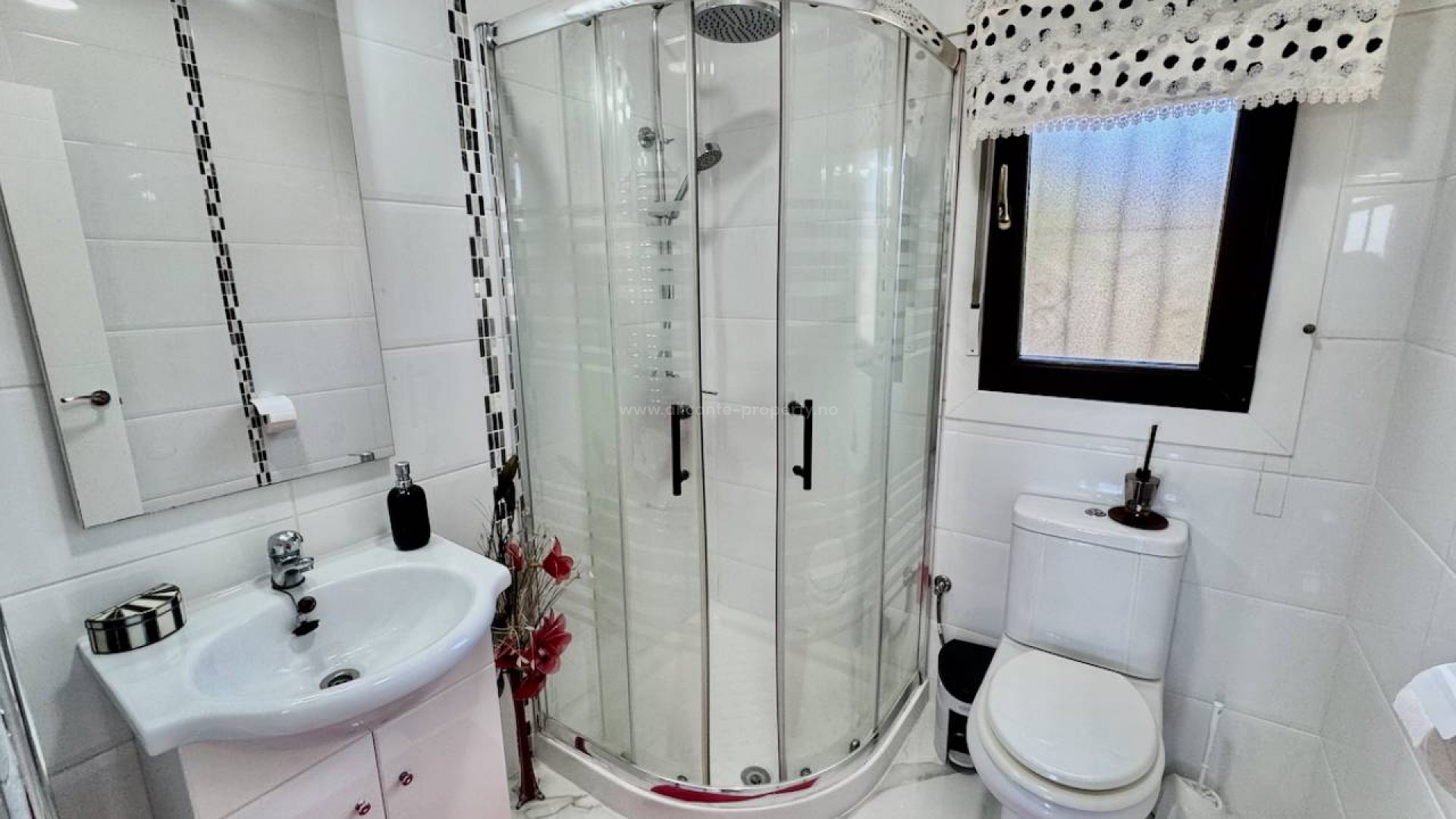 Villa in Lomas De La Juliana