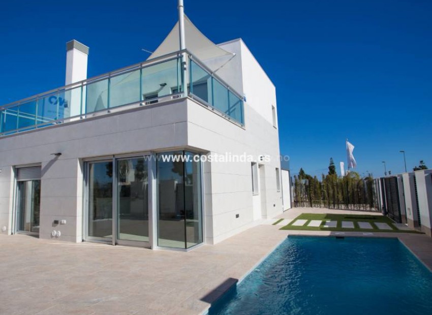 Villa in Los Alcazares