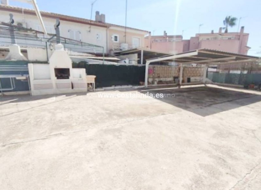 Villa in Los Alcazares