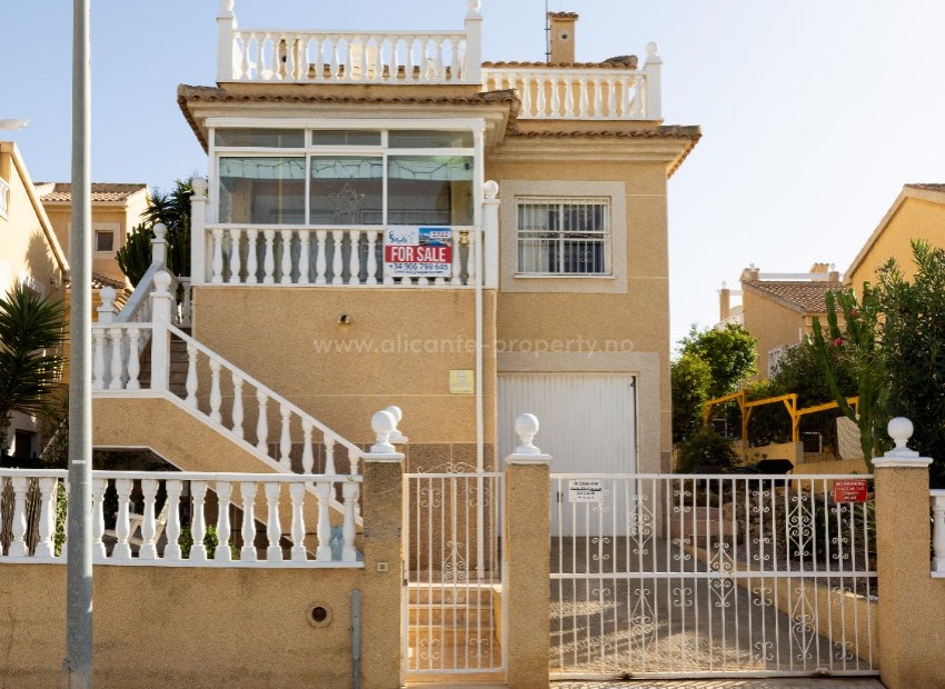 Villa in Los Altos