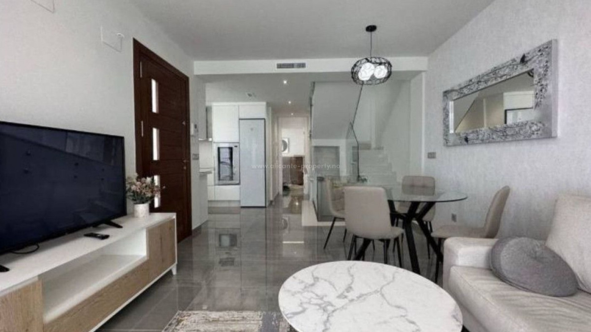 Villa in Los Altos