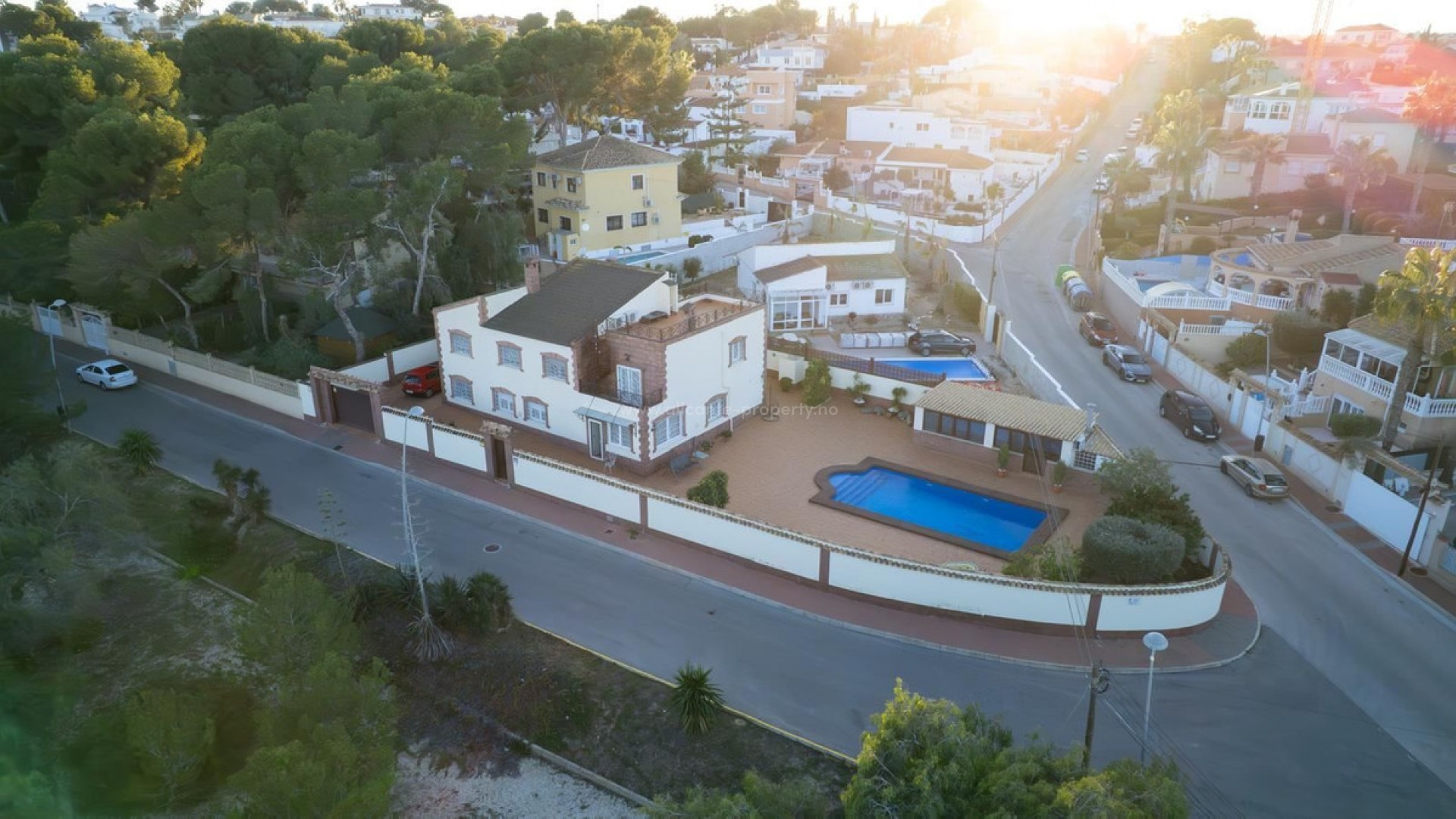 Villa in Los Altos