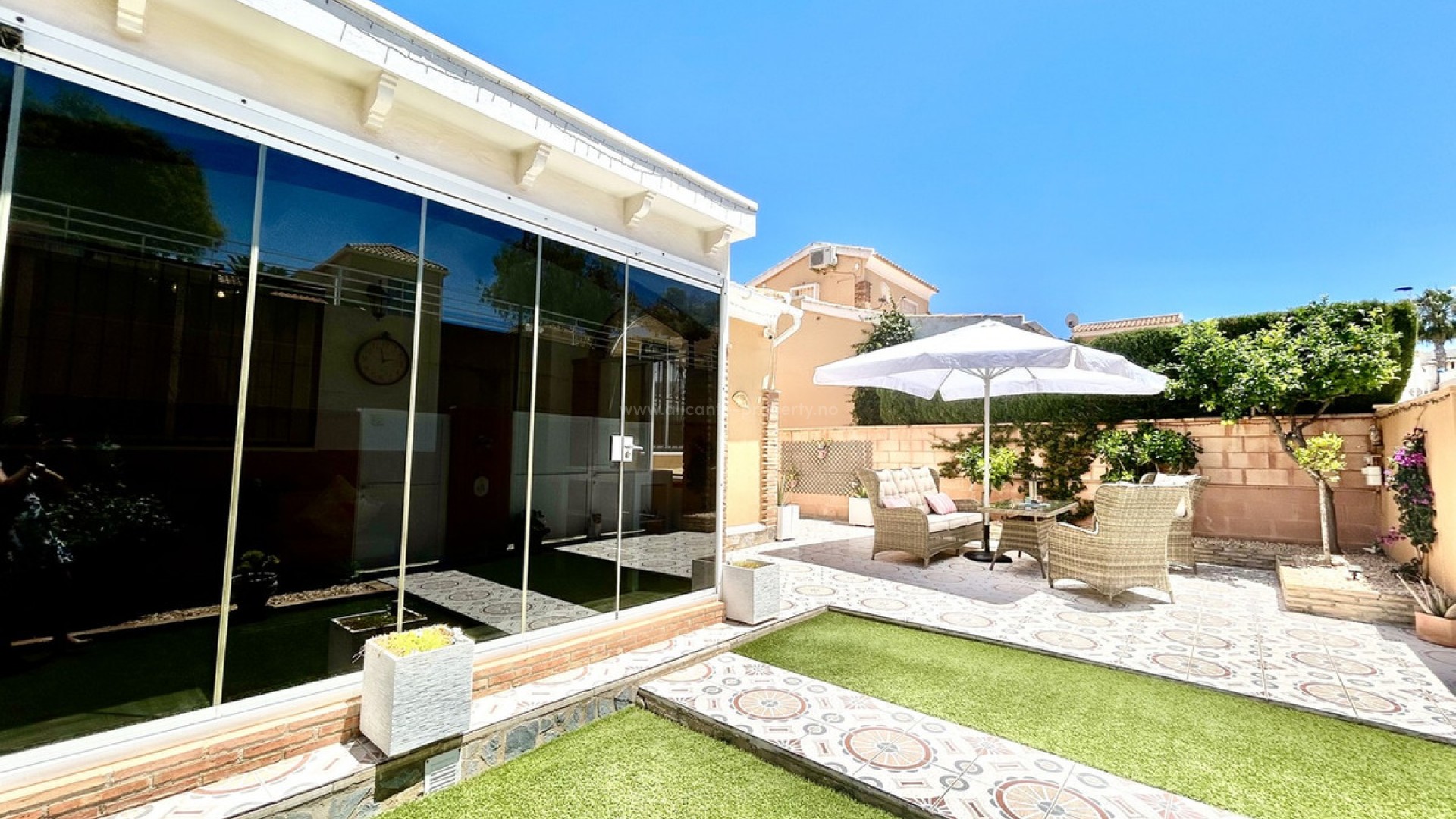 Villa in Los Altos