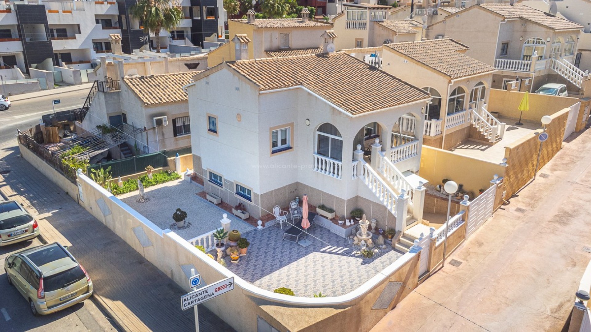Villa in Los Altos