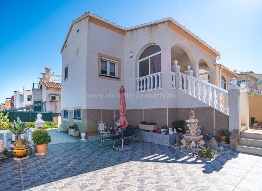 Villa in Los Altos