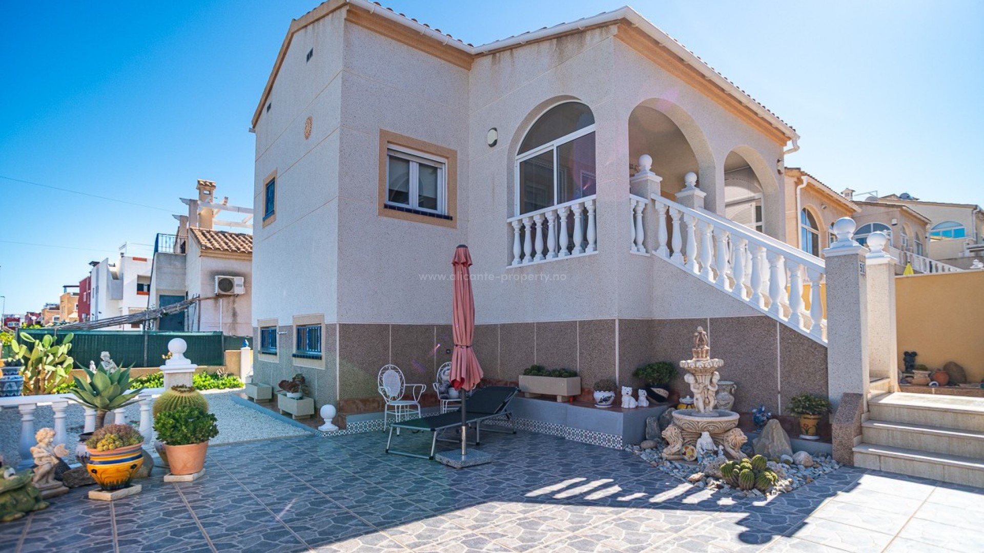 Villa in Los Altos