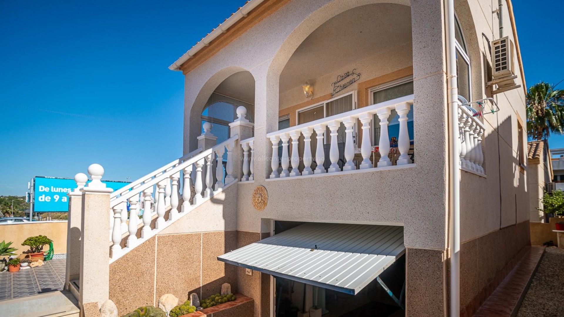 Villa in Los Altos