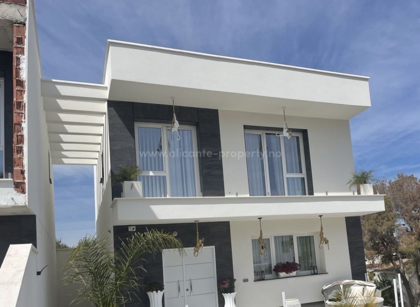 Villa in Los Balcones