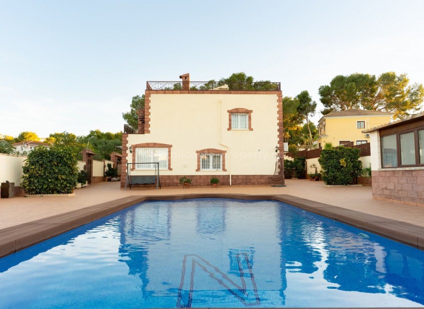 Villa in Los Balcones